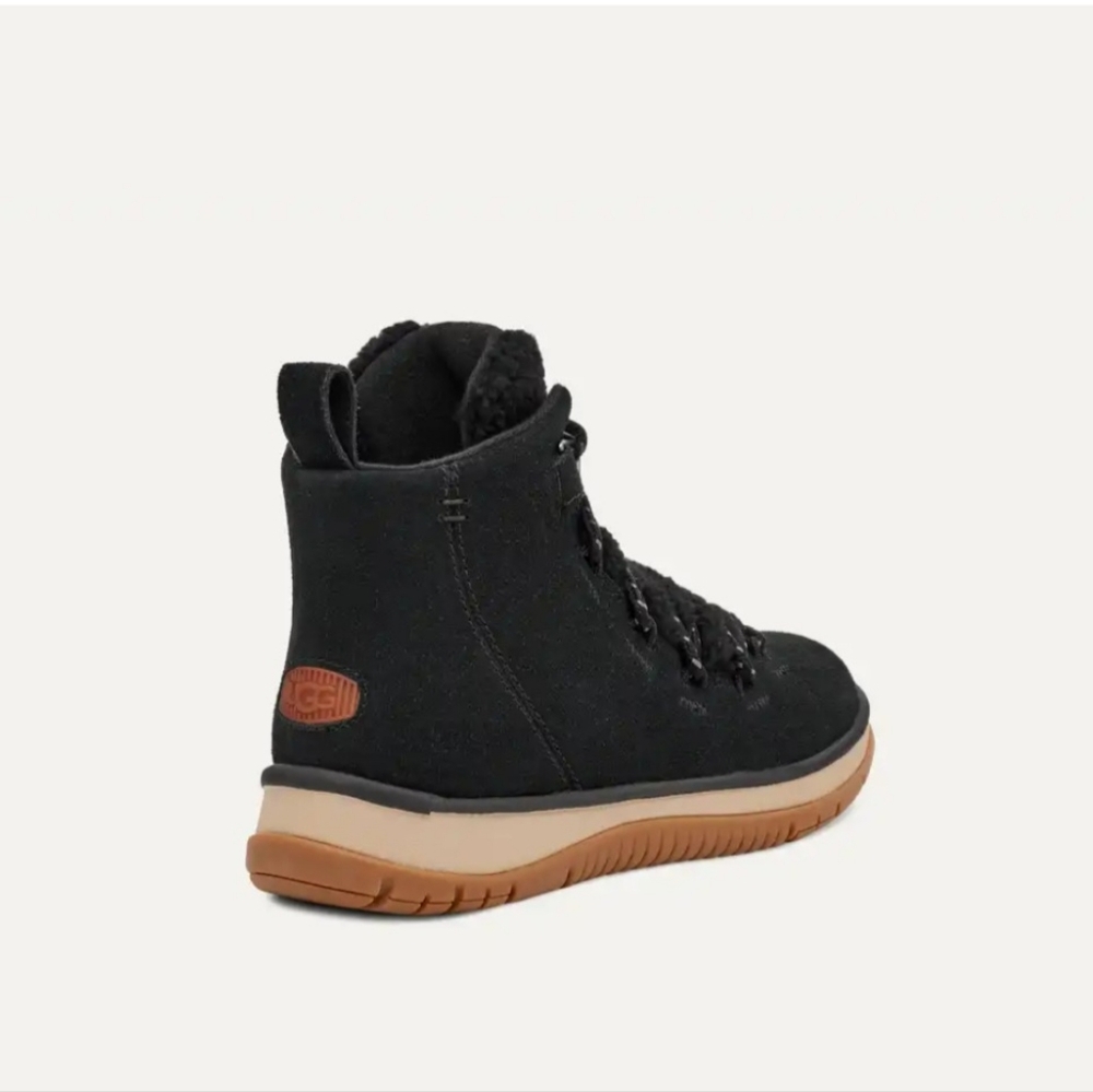 NIB women's UGG Lakesider Heritage Mid black size 5!  Retails $130 - Picture 3 of 9